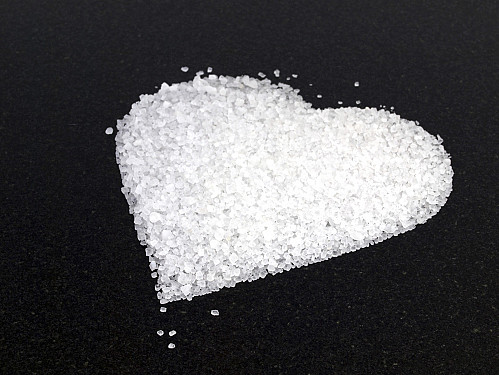 Tennessee Workers Find Human Heart Lying in Pile of Road Salt